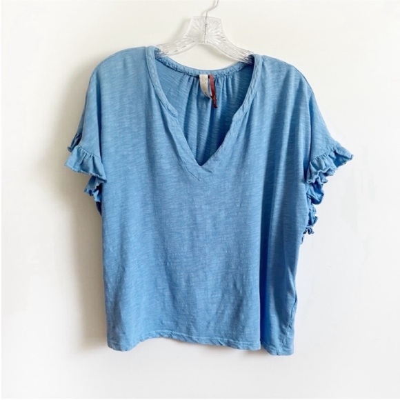 Anthropologie Pilcro Leila Tee blue ruffle relaxed fit split neck - Picture 3 of 10